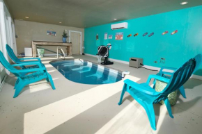 4BR VIEWS Indoor POOL Gameroom HOT TUB